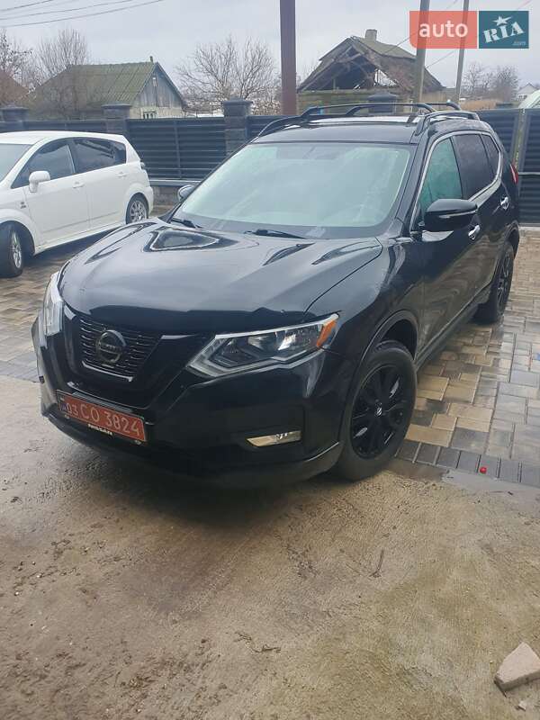 Позашляховик / Кросовер Nissan Rogue 2018 в Ізмаїлі