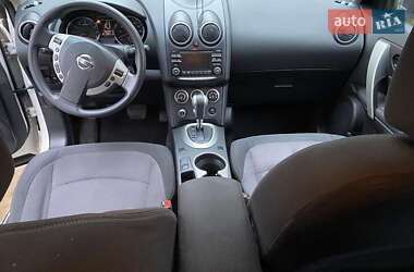 Позашляховик / Кросовер Nissan Rogue 2012 в Стрию