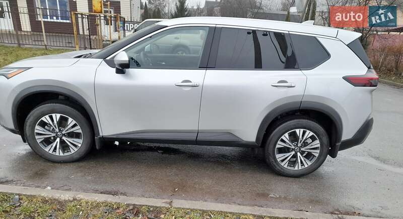 Позашляховик / Кросовер Nissan Rogue 2021 в Чернігові