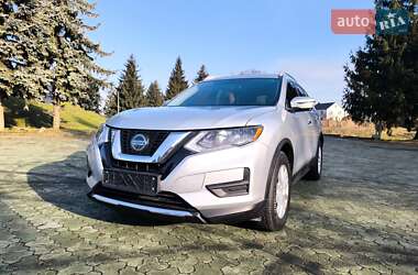 Позашляховик / Кросовер Nissan Rogue 2018 в Дубні