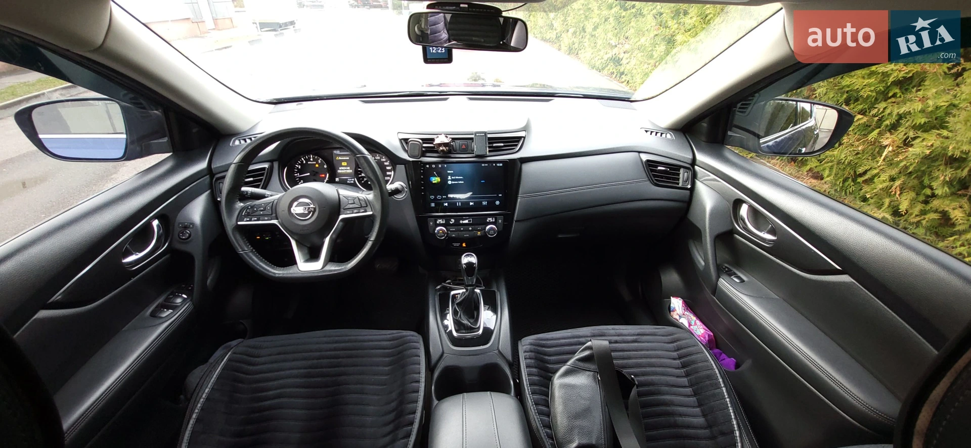 2017 Nissan Rogue - мініатюра 9
