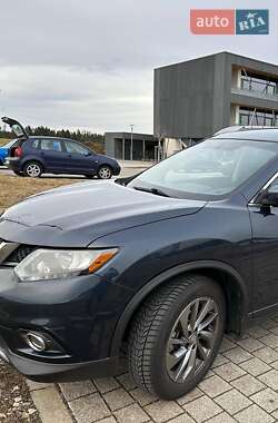 Позашляховик / Кросовер Nissan Rogue 2016 в Львові