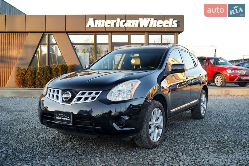 Внедорожник / Кроссовер Nissan Rogue 2013 в Черновцах