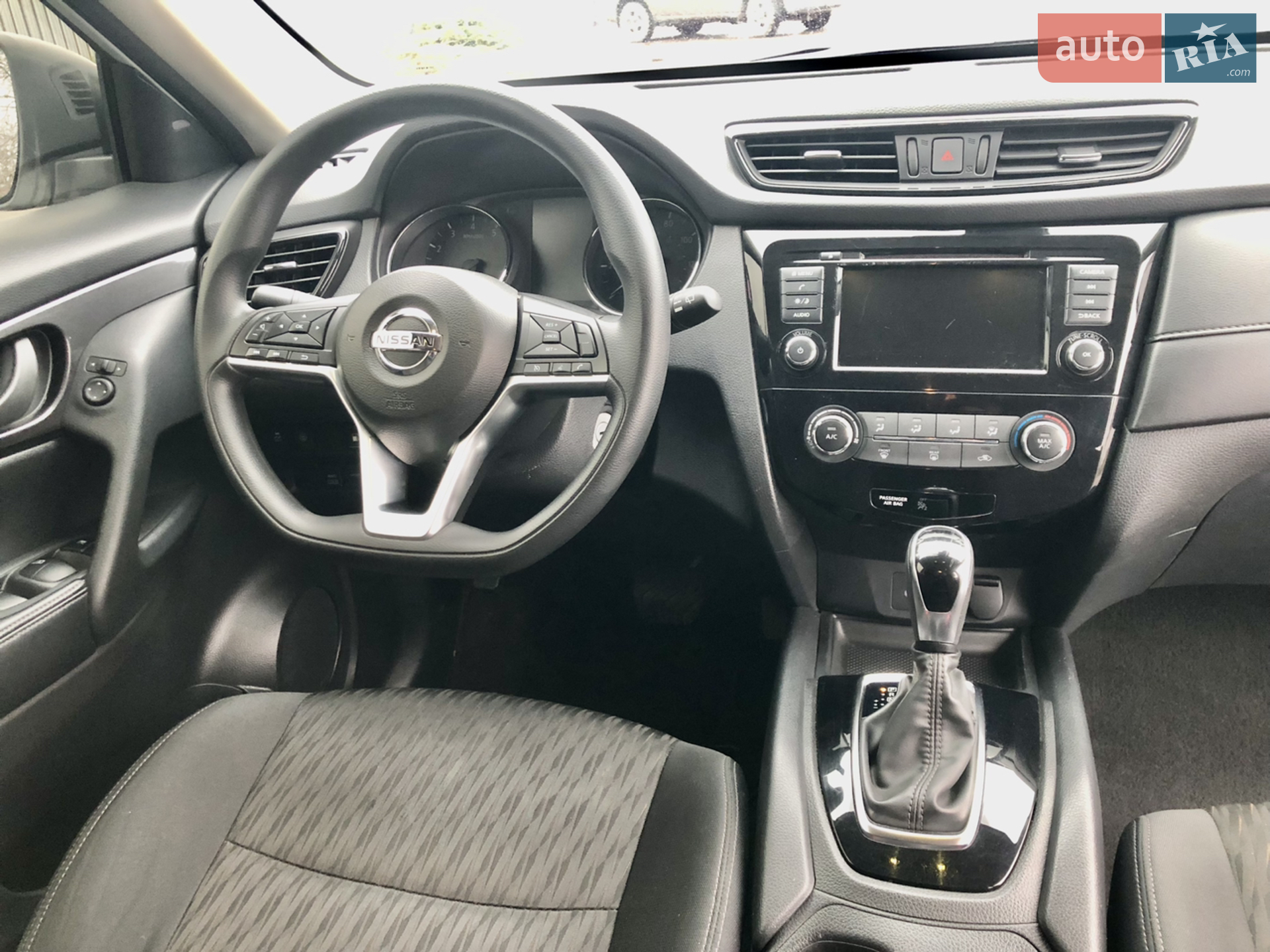 2019 Nissan Rogue - мініатюра 33
