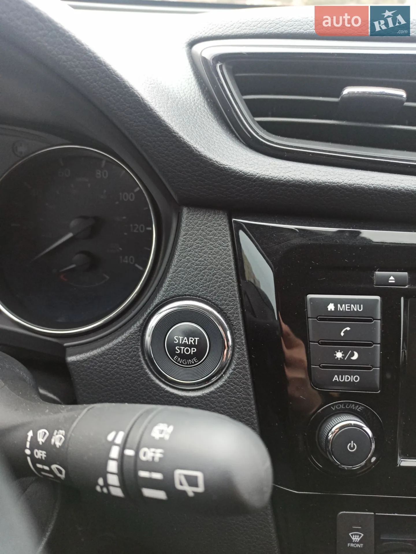 2018 Nissan Rogue - мініатюра 16