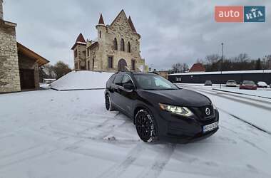 Позашляховик / Кросовер Nissan Rogue 2016 в Бережанах