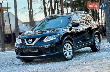 Позашляховик / Кросовер Nissan Rogue 2016 в Києві