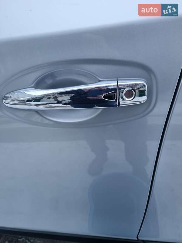 Позашляховик / Кросовер Nissan Rogue 2018 в Сумах