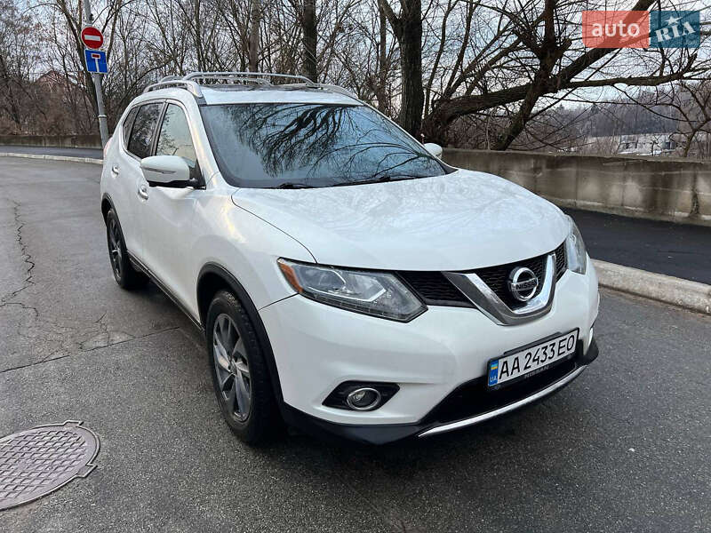 Внедорожник / Кроссовер Nissan Rogue 2014 в Киеве