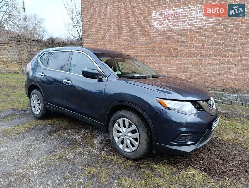Позашляховик / Кросовер Nissan Rogue 2016 в Помічній