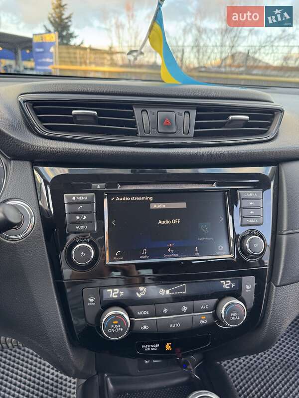 Внедорожник / Кроссовер Nissan Rogue 2018 в Ивано-Франковске