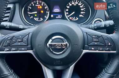 Позашляховик / Кросовер Nissan Rogue 2018 в Києві