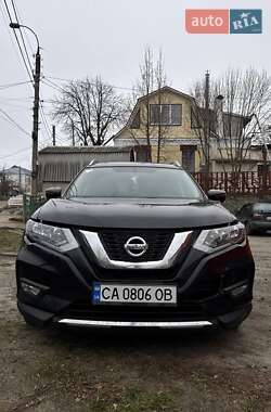 Позашляховик / Кросовер Nissan Rogue 2017 в Каневі