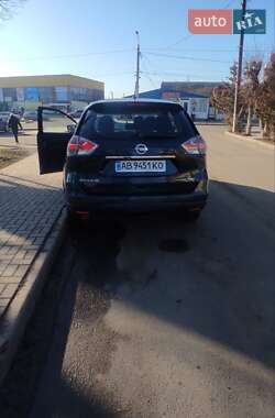 Внедорожник / Кроссовер Nissan Rogue 2016 в 