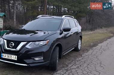 Внедорожник / Кроссовер Nissan Rogue 2016 в Ананьеве