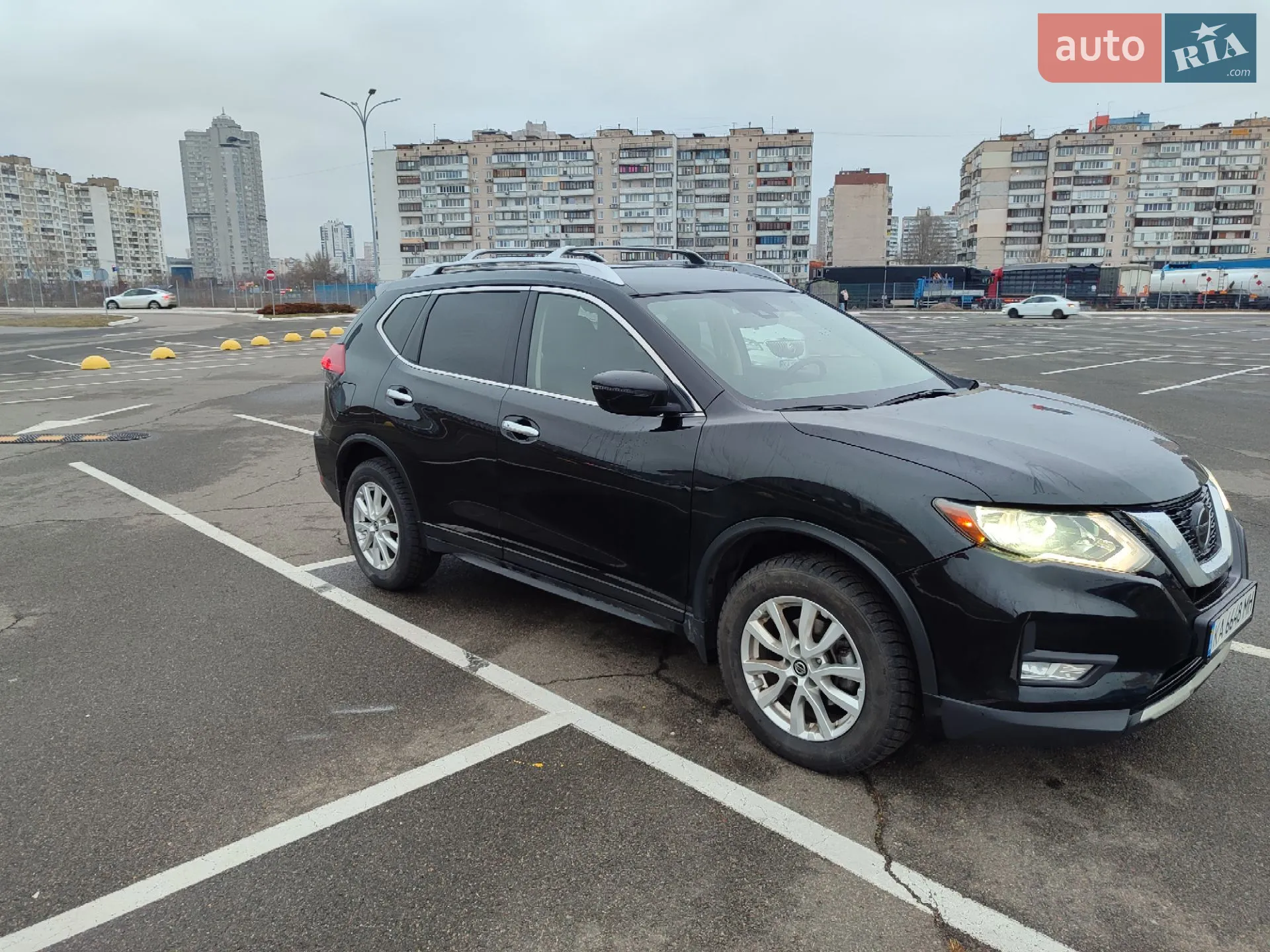 2019 Nissan Rogue - мініатюра 2