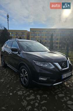 Позашляховик / Кросовер Nissan Rogue 2016 в Львові