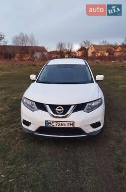 Позашляховик / Кросовер Nissan Rogue 2015 в Львові