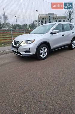 Внедорожник / Кроссовер Nissan Rogue 2018 в Киеве