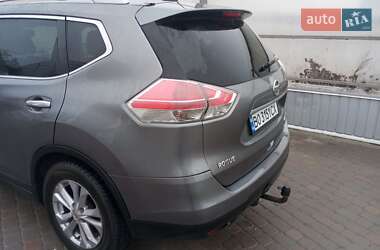 Внедорожник / Кроссовер Nissan Rogue 2016 в 