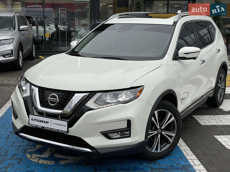 Внедорожник / Кроссовер Nissan Rogue 2017 в Одессе
