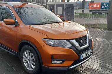 Внедорожник / Кроссовер Nissan Rogue 2018 в Кременчуге