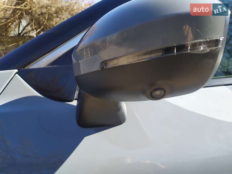 Позашляховик / Кросовер Nissan Rogue 2020 в Києві фото 12 Позашляховик / Кросовер Nissan Rogue 2020 в Києві