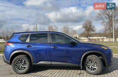 Внедорожник / Кроссовер Nissan Rogue 2021 в Зенькове