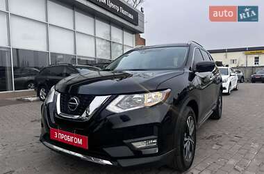 Позашляховик / Кросовер Nissan Rogue 2018 в Полтаві