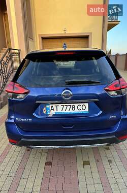 Внедорожник / Кроссовер Nissan Rogue 2016 в 