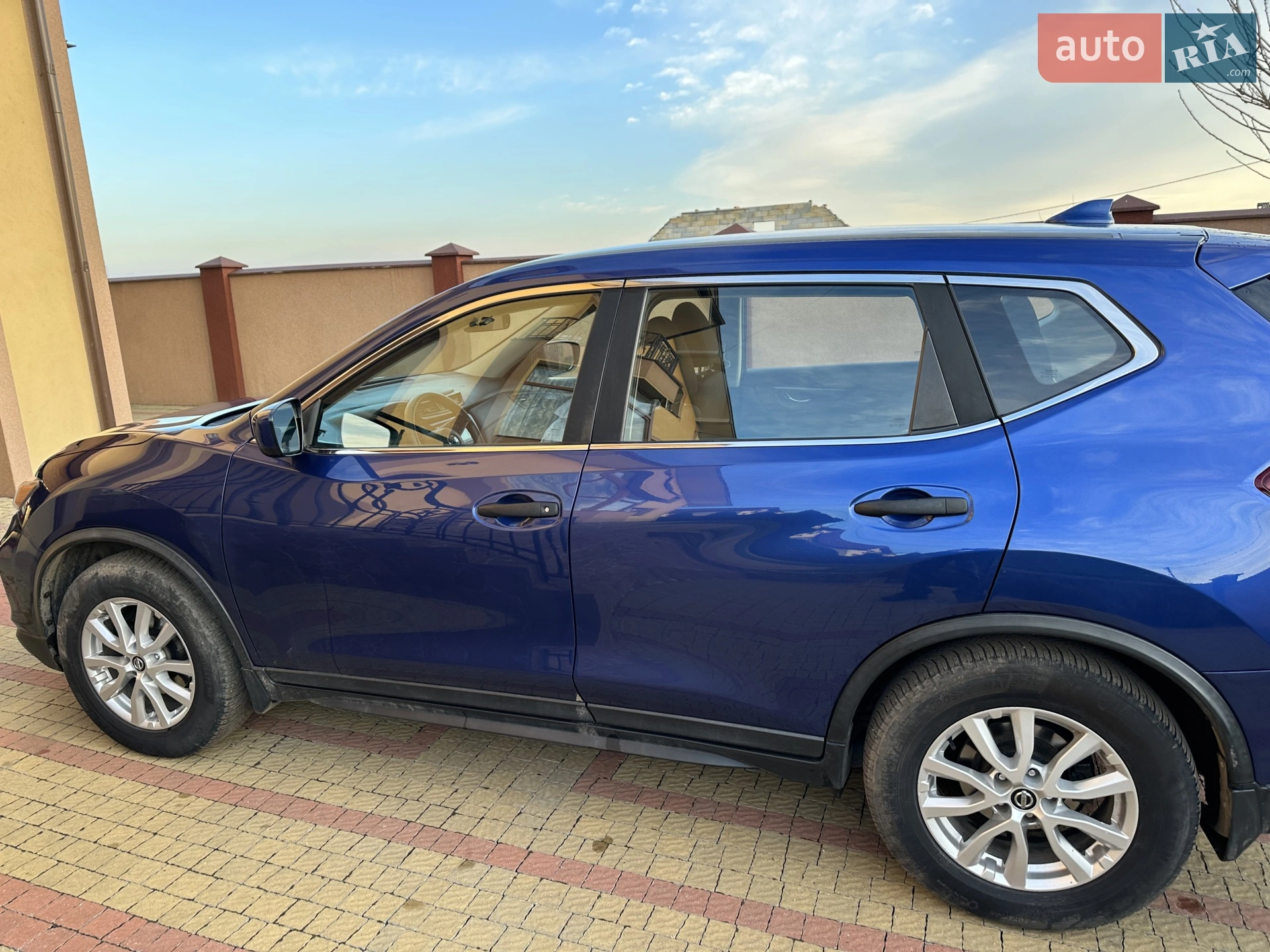 2016 Nissan Rogue - мініатюра 3