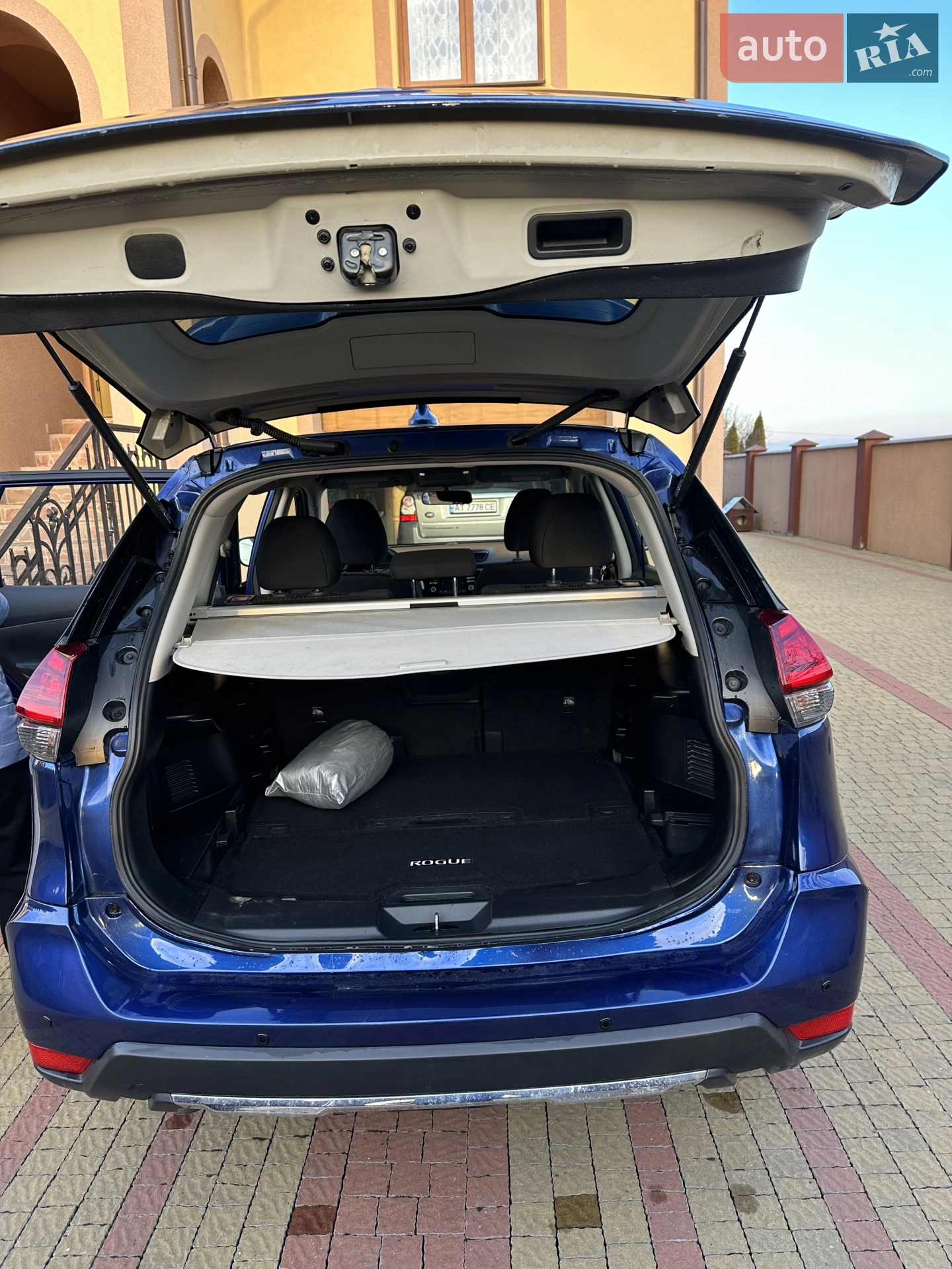 2016 Nissan Rogue - мініатюра 5