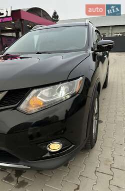 Позашляховик / Кросовер Nissan Rogue 2015 в 