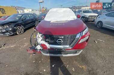 Внедорожник / Кроссовер Nissan Rogue 2022 в 