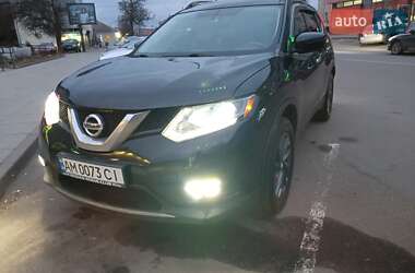 Внедорожник / Кроссовер Nissan Rogue 2016 в Житомире