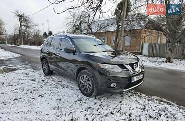 Позашляховик / Кросовер Nissan Rogue 2015 в Полтаві