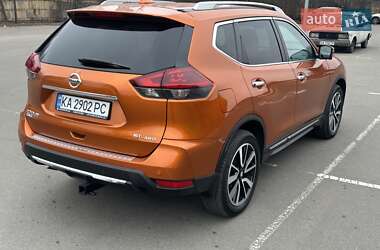 Внедорожник / Кроссовер Nissan Rogue 2019 в Киеве