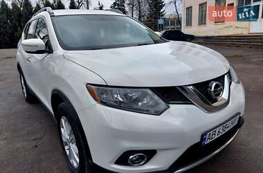 Позашляховик / Кросовер Nissan Rogue 2014 в Чернівцях