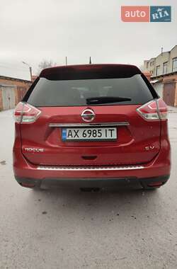 Внедорожник / Кроссовер Nissan Rogue 2015 в Харькове