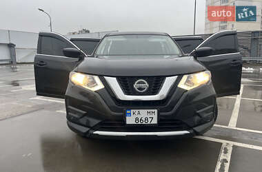 Позашляховик / Кросовер Nissan Rogue 2017 в Києві