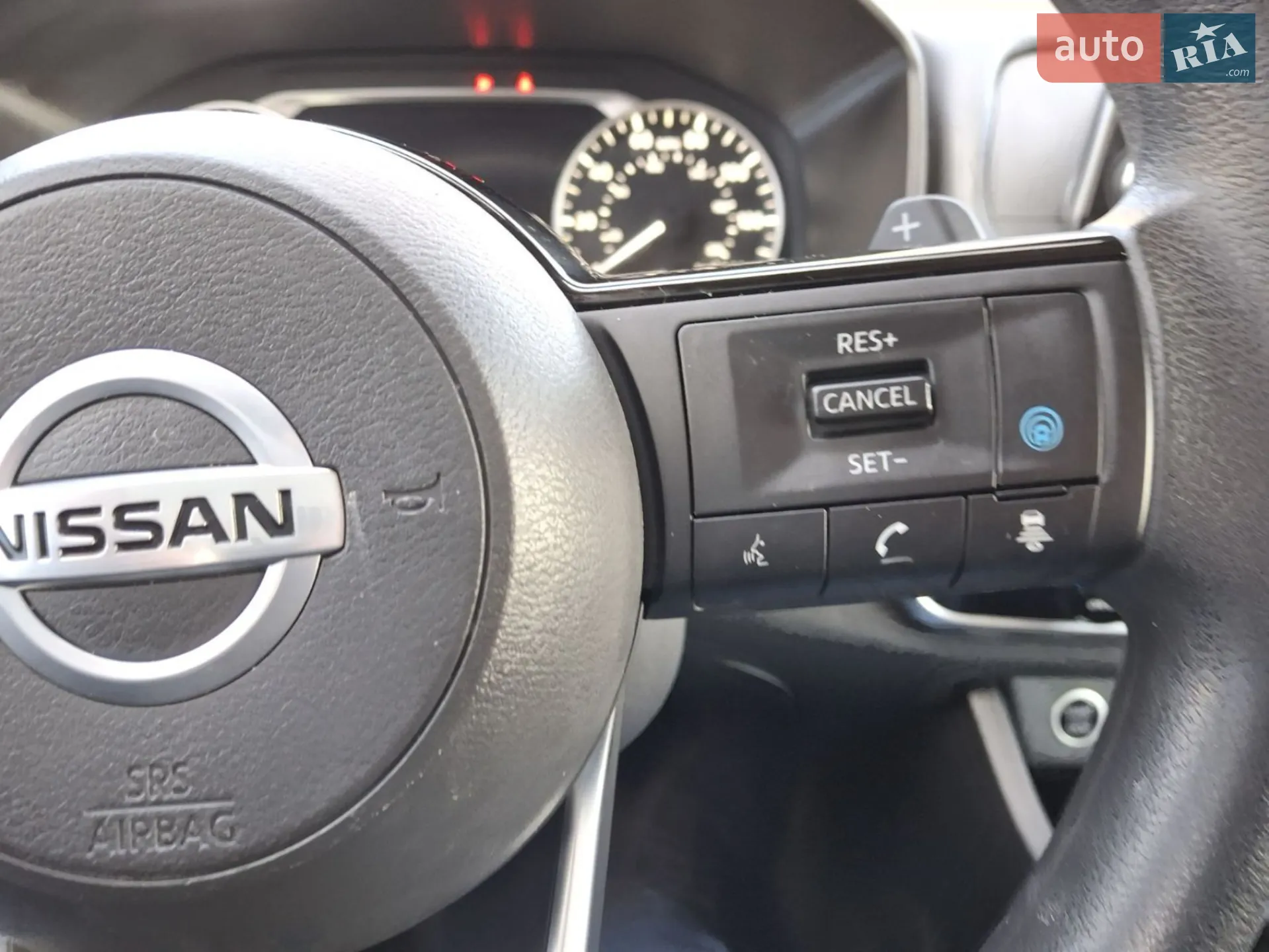 2021 Nissan Rogue - мініатюра 17