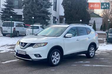 Позашляховик / Кросовер Nissan Rogue 2015 в Києві