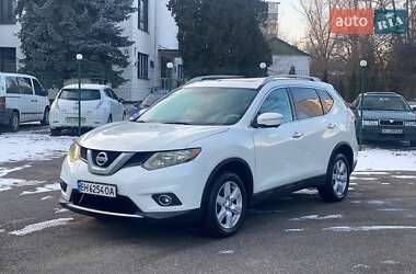 Позашляховик / Кросовер Nissan Rogue 2015 в Києві