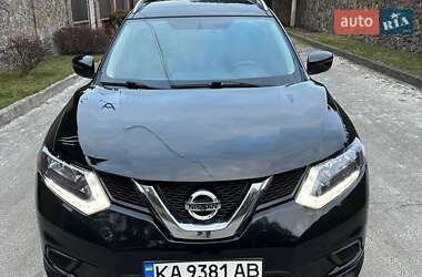 Позашляховик / Кросовер Nissan Rogue 2015 в Львові