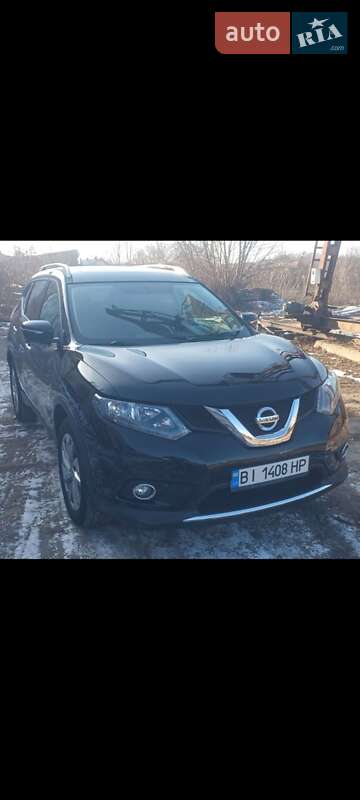 Позашляховик / Кросовер Nissan Rogue 2014 в Полтаві