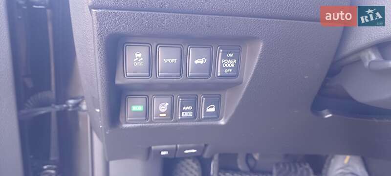 Позашляховик / Кросовер Nissan Rogue 2014 в Полтаві