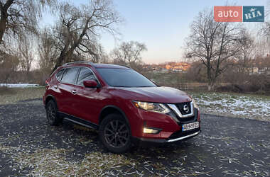 Внедорожник / Кроссовер Nissan Rogue 2016 в Томашполе