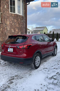 Внедорожник / Кроссовер Nissan Rogue 2018 в Ровно