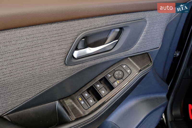 Позашляховик / Кросовер Nissan Rogue 2021 в Одесі