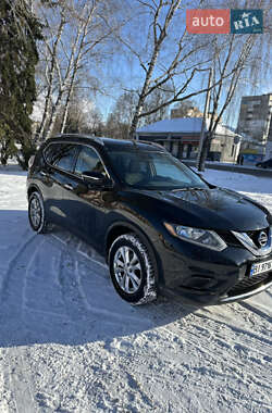 Внедорожник / Кроссовер Nissan Rogue 2015 в 
